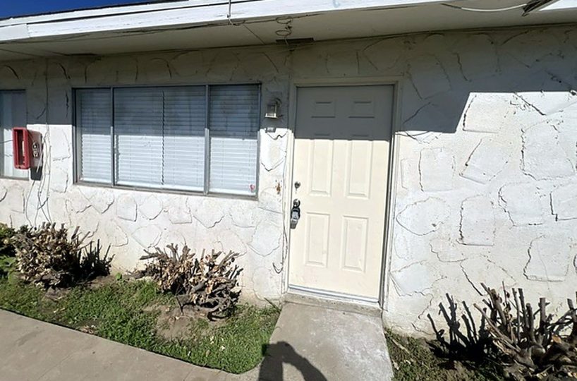 242 S H St #C, Tulare photo 1