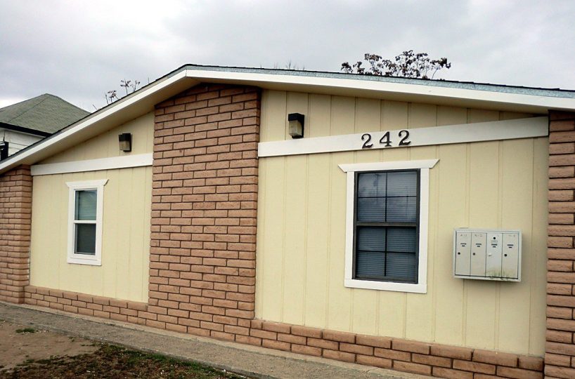 242 S H St #C, Tulare photo 1