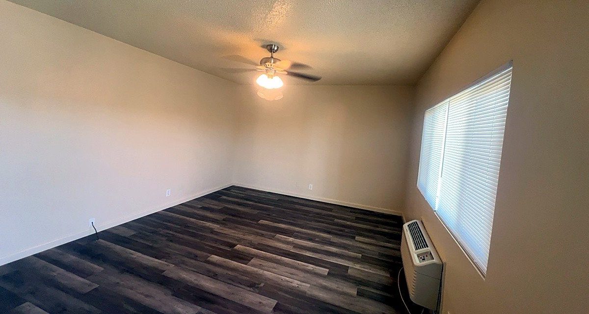 780 W Davis St #6, Hanford photo 2