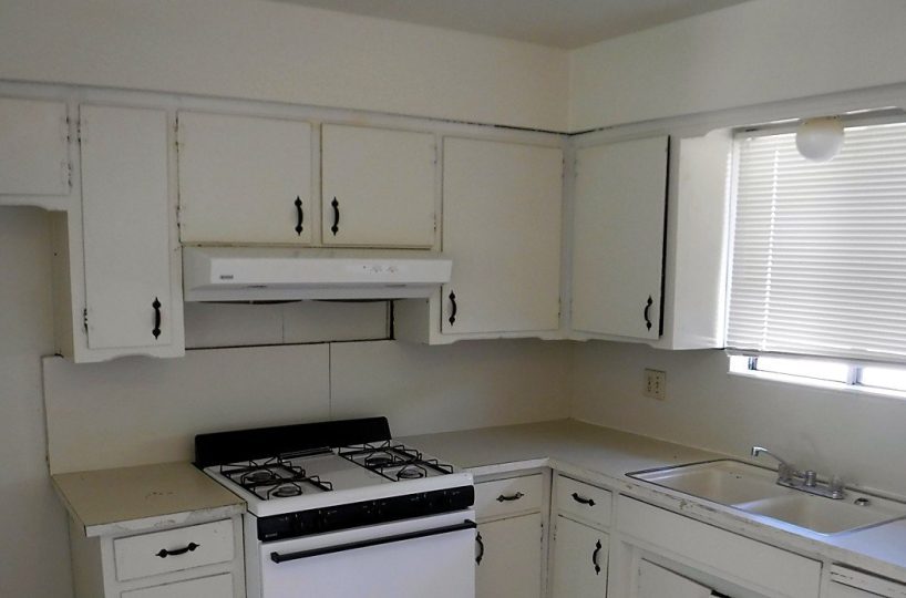 560 S H St #B, Tulare photo 2
