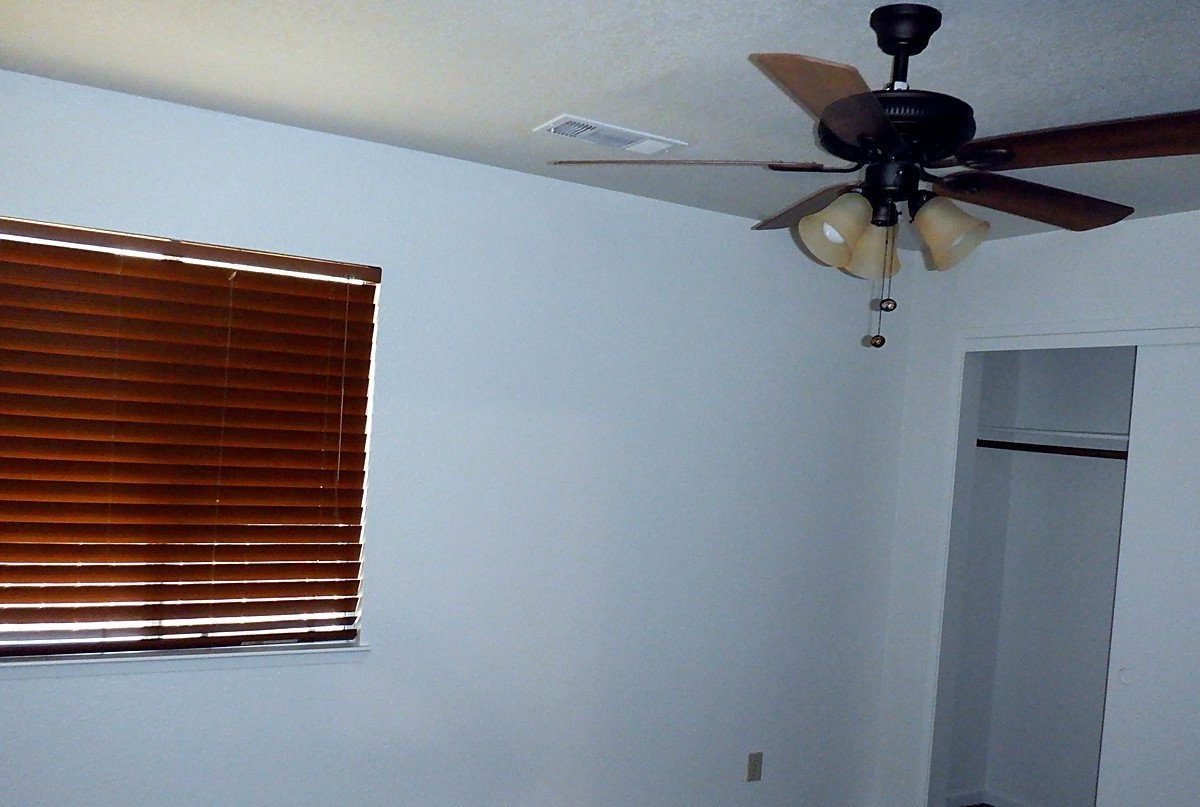 822 Alameda St, Tulare photo 4