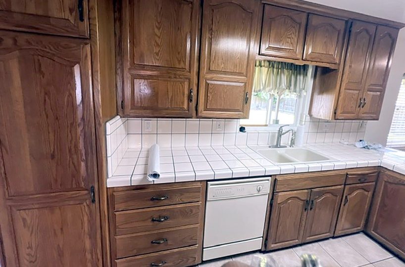 1716 E Academy Ave, Tulare photo 8