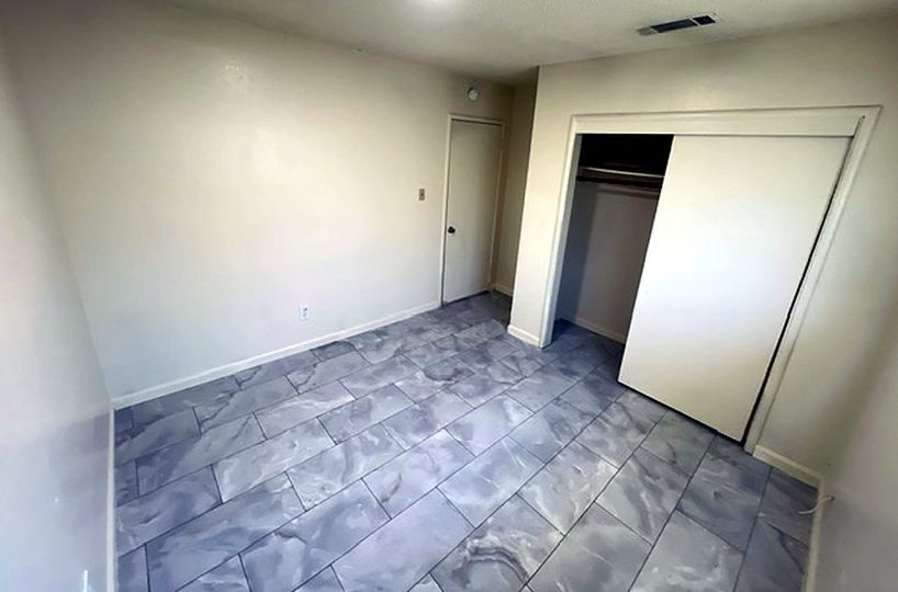 560 S H St #D, Tulare photo 8